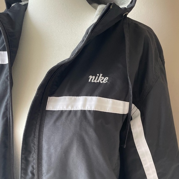 Vintage (90's) Women's Nike Rain Jacket- All Climate Waterproof Jacket - Sz. S - Picture 6 of 6